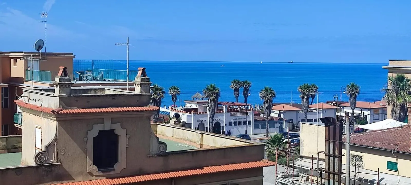 Pontile Di Ostia Rutilio Namaziano Flat Apartment Italy