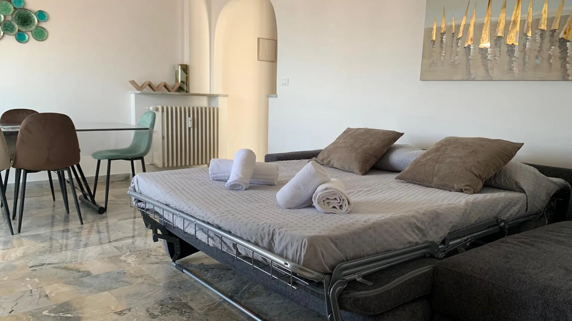 Апартаменты Pontile Di Ostia Rutilio Namaziano Flat 0*, Лидо-ди-Остия